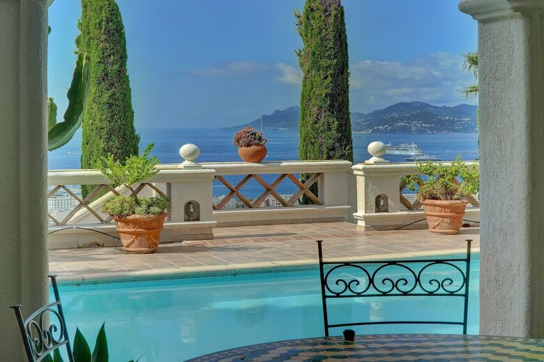 Villa Cannes Hills Exclusive Area Fits 20