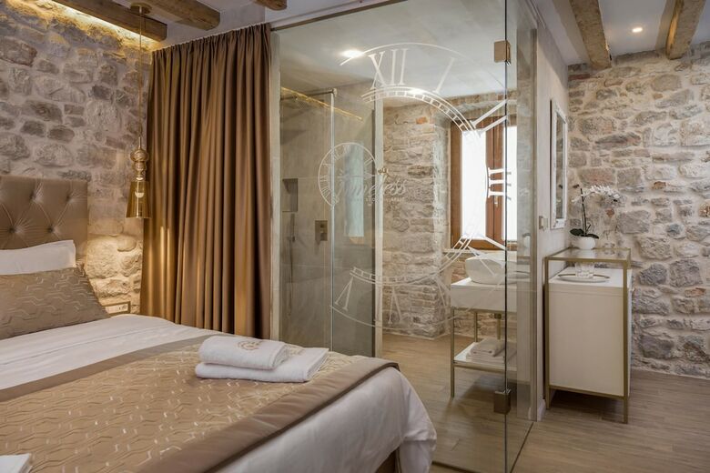 Hotel Timeless Luxury Rooms