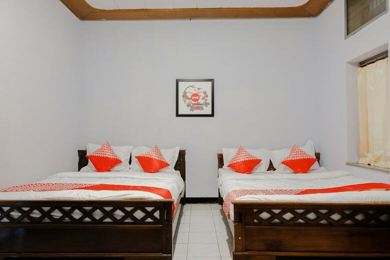 Oyo 1036 Hotel Palem 1