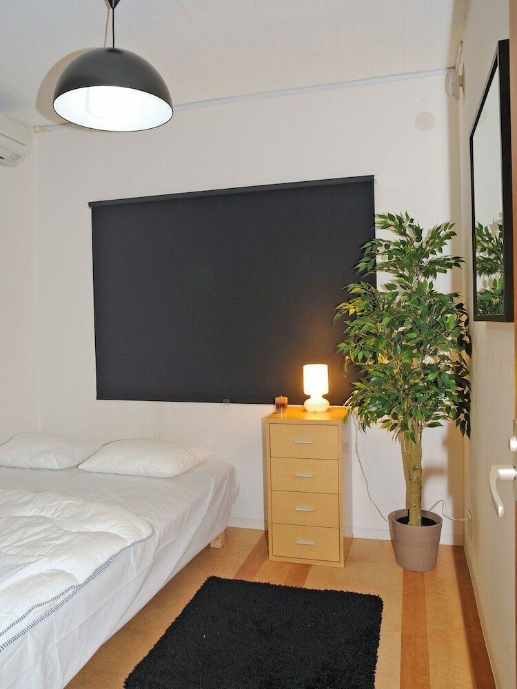 Genesis Apartments - Ebisu Building