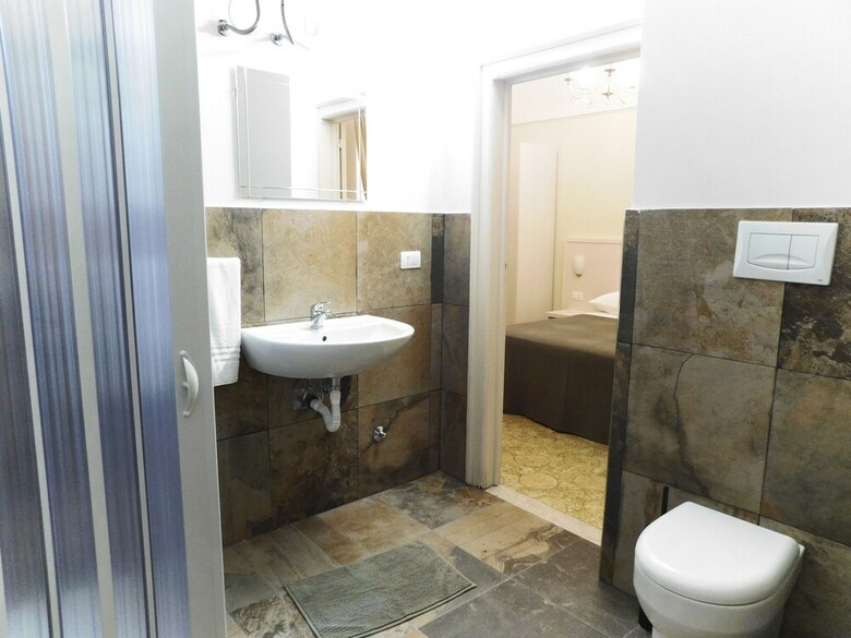 B&B Aciazza