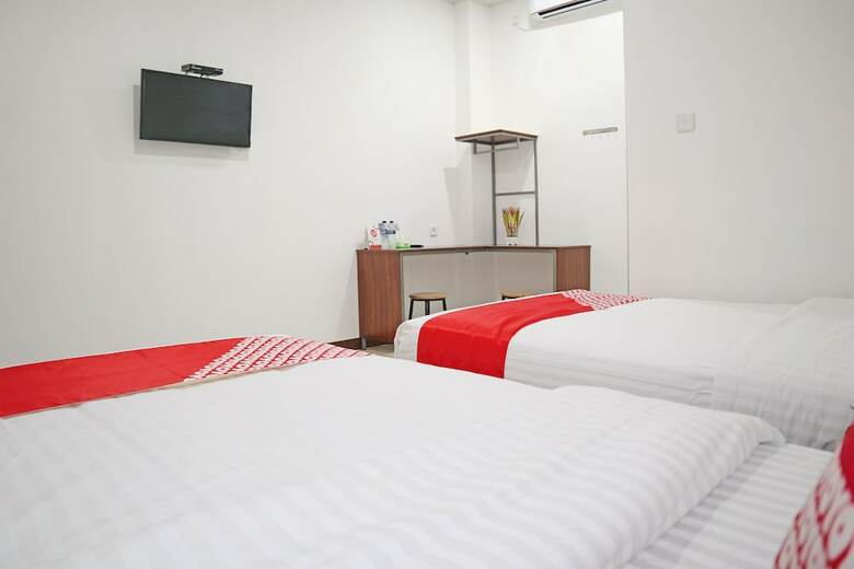 Hostal Oyo 1306 Cendrawasih Homestay