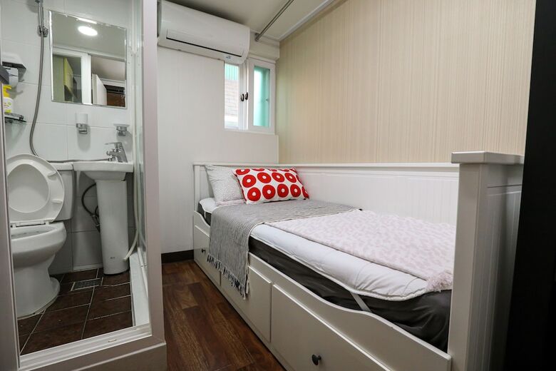 Hotel Guest House Shasha
