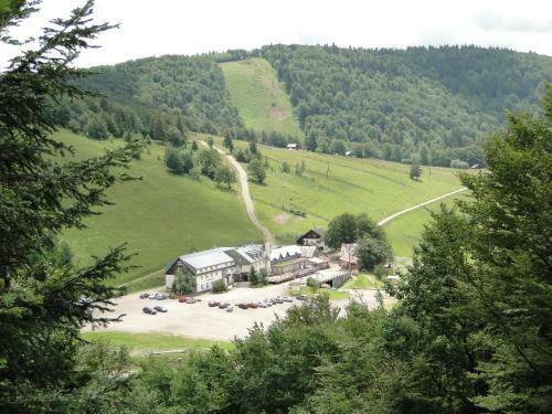 Hotel Logis Le Rouge Gazon