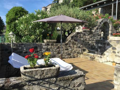 Hostal Le Pressoir De P�p� Emilien