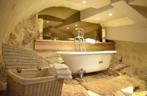 Hostal Le Pressoir De P�p� Emilien