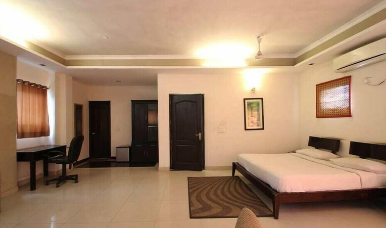 Hotel 7110 Residency