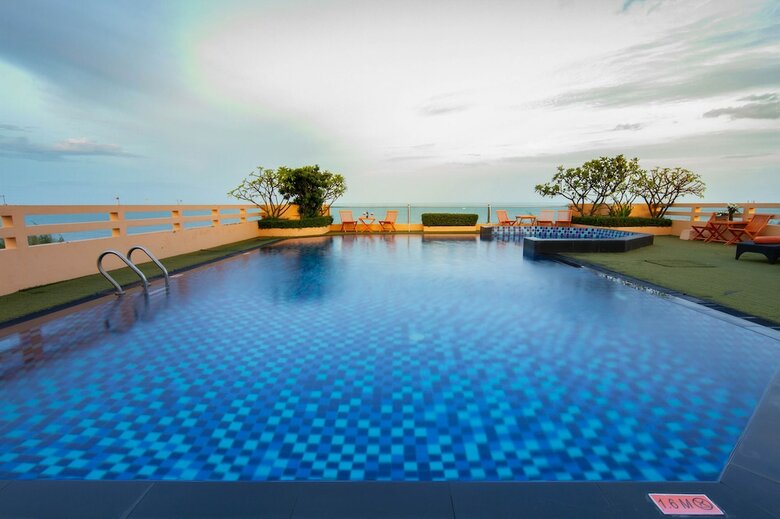 Hotel Furamaxclusive Sandara Hua Hin