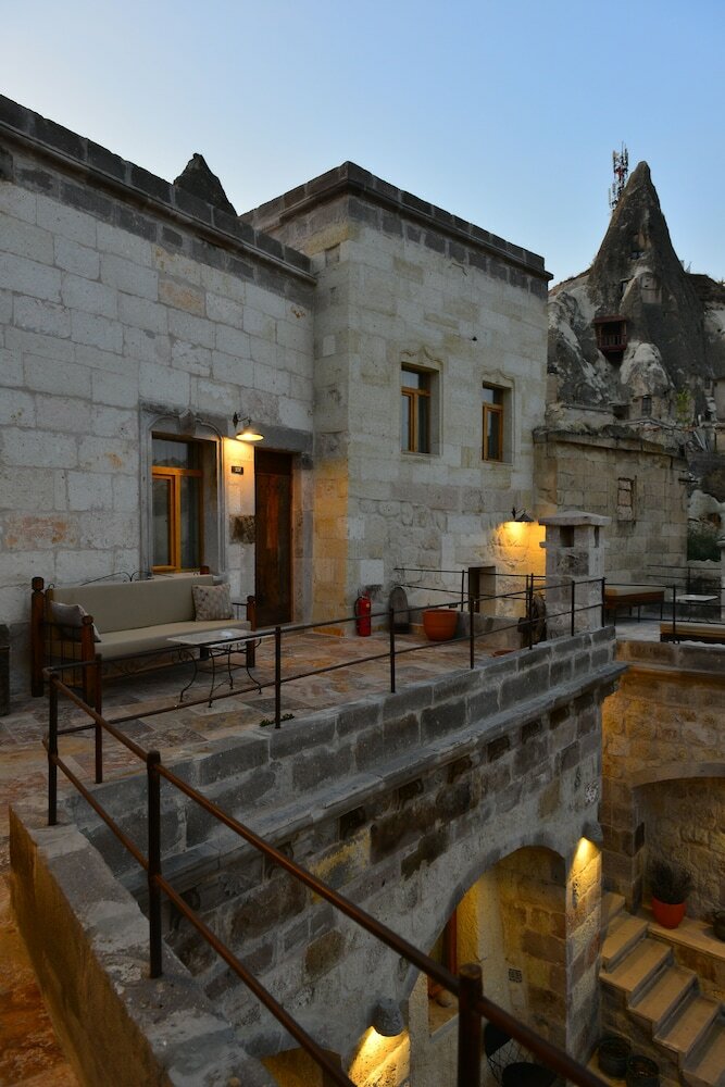 Aza Cave Hotel