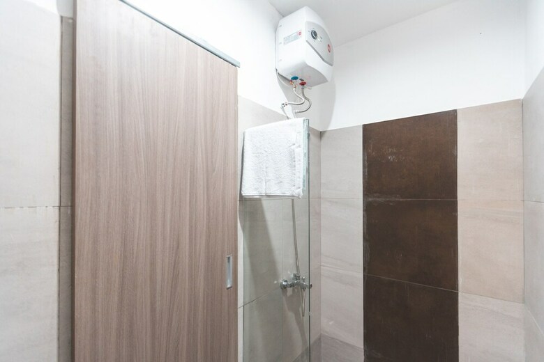 Hostal Oyo 1329 Tanjung Pakuan