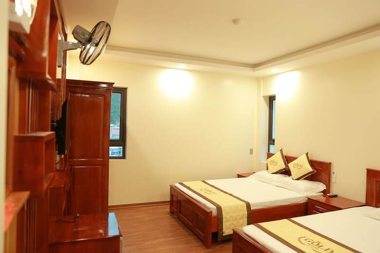 Gold Hotel
