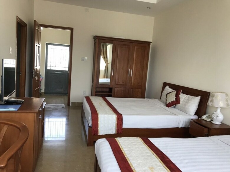 Minh Long Hotel