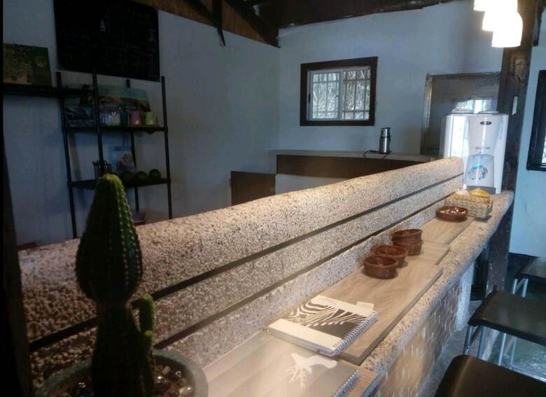 Hotel River And Waterfall Retreat Lodge