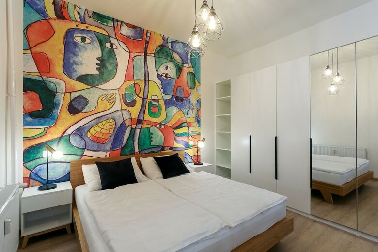 Avantgarde Apartments