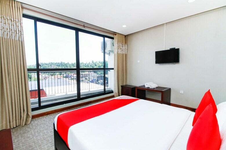 Oyo 299 Randula Grand Venus Hotel