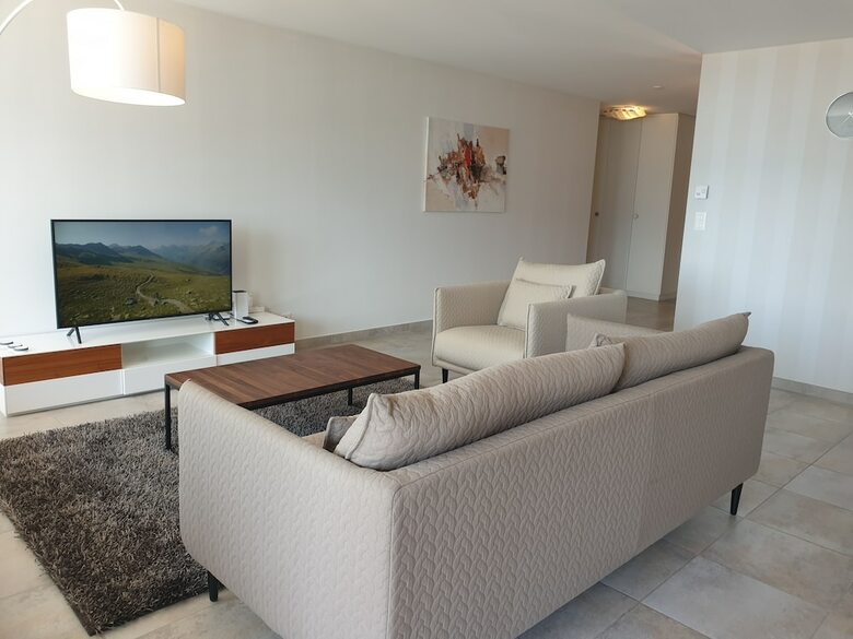 Montreux Lux 3 Bedroom Apartment