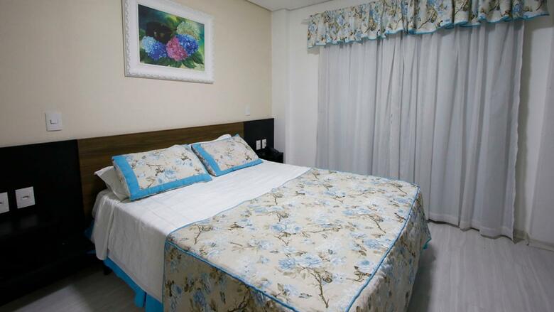 Sky Premium Hotel