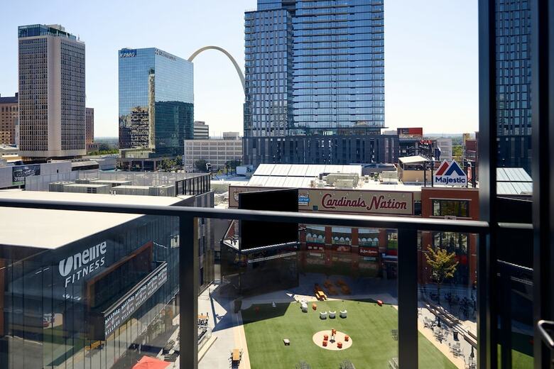 Hotel Live By Loews - St.louis