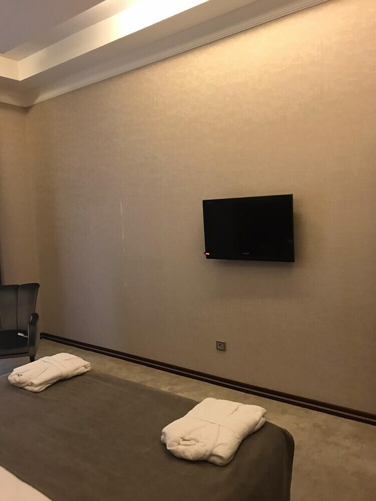Capitol Hotel
