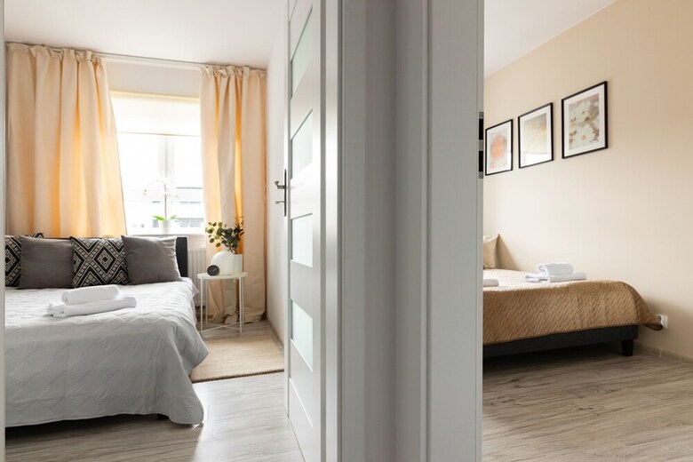 West Station Business Apartment