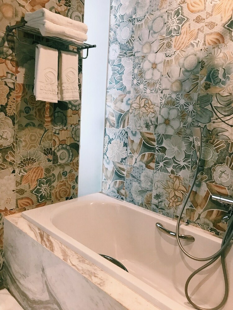 Draha Halong Hotel
