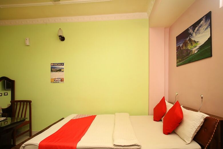 Oyo 512 Hotel Brindaban