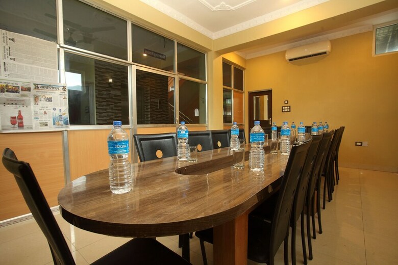Oyo 512 Hotel Brindaban