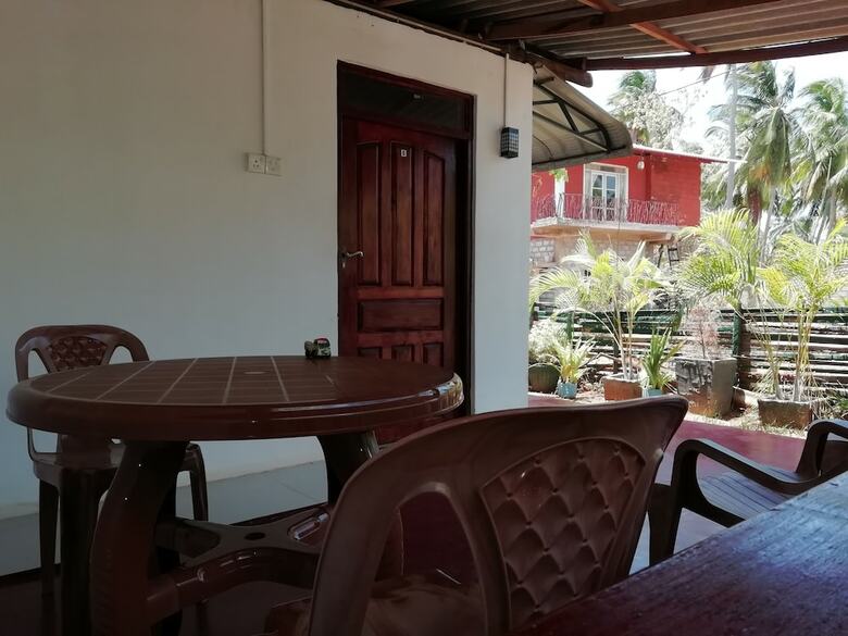 Hotel Nest Rest Inn