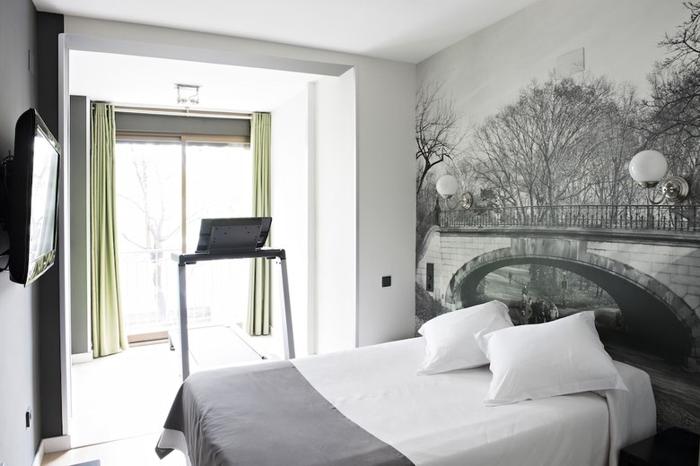 Hostal Joaqu�n Costa Un Punto Chic