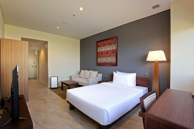 Aparthotel Isoras Cikarang