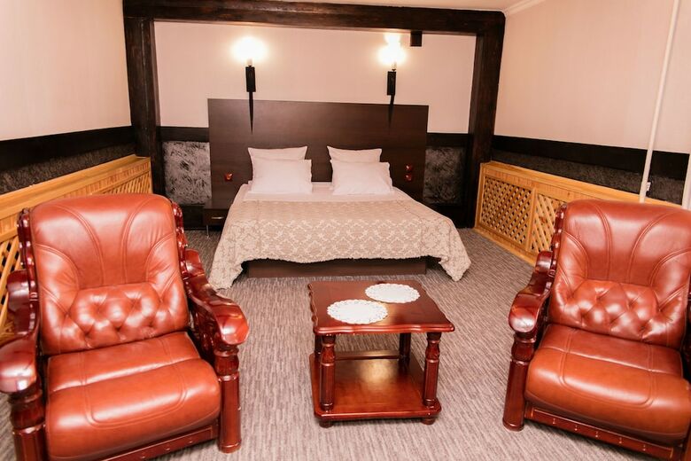 Hotel Gostinyi Dvor Galirad