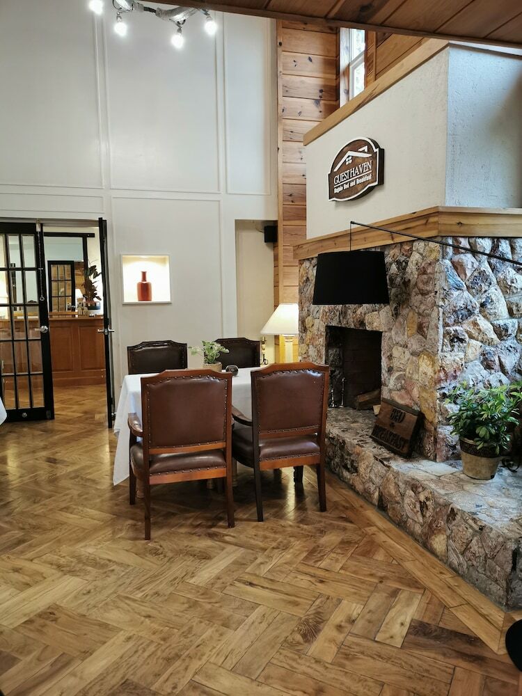 Guest Haven House Bed & Breakfast