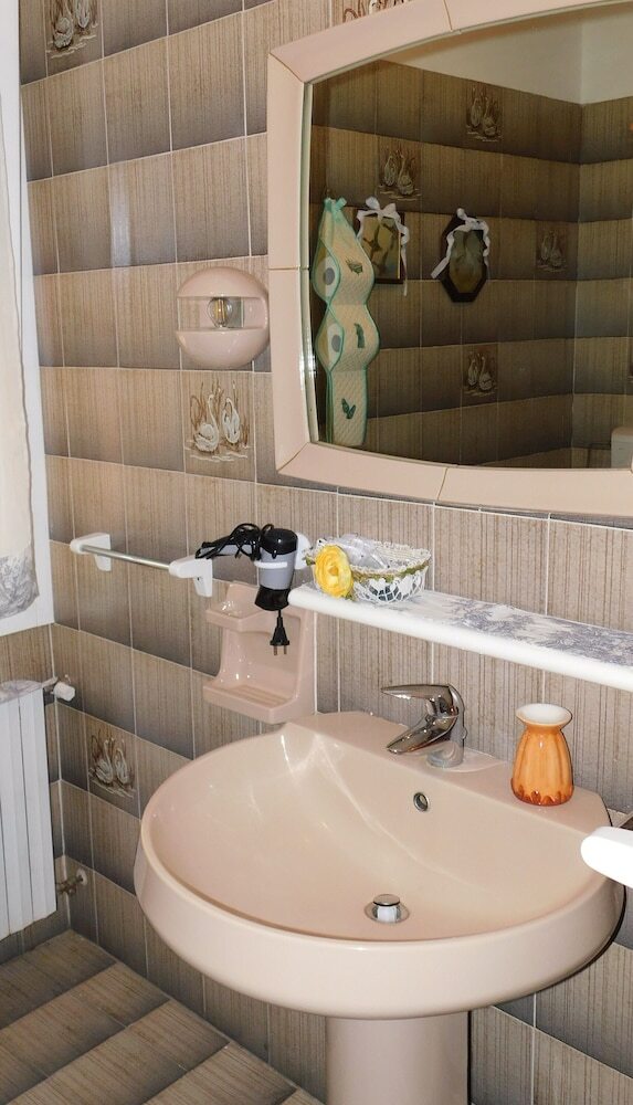 Bed & Breakfast Borgo Nuovo Monserito