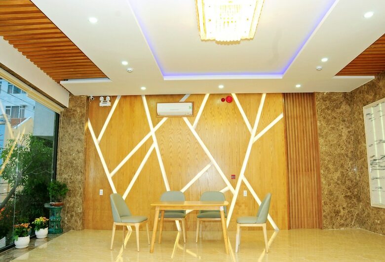 Seaside Hotel Quy Nh?n