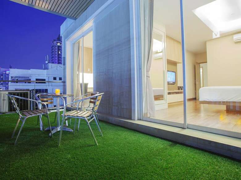 Aparthotel V Residence Serviced Apartment