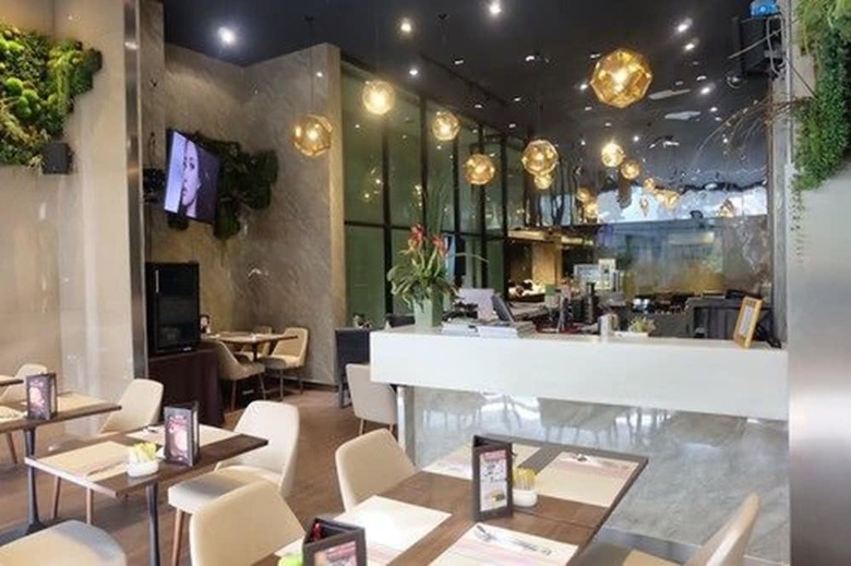 Aparthotel V Residence Serviced Apartment