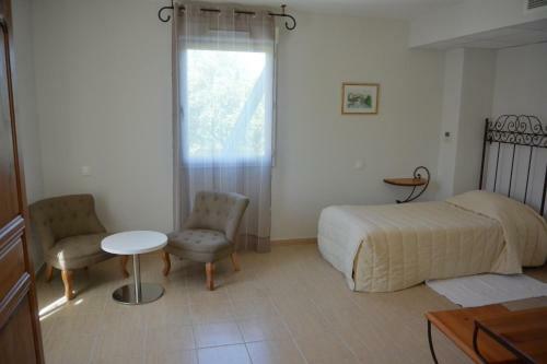 Hotel Logis Le Gardon