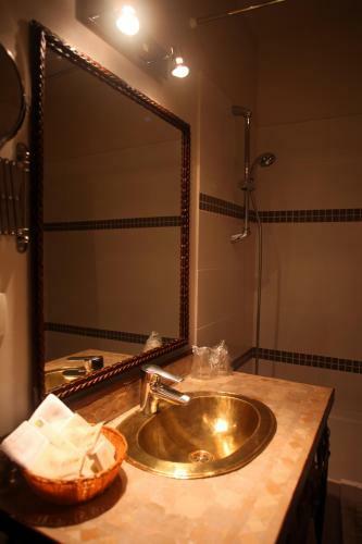 Hotel Logis Le Gardon