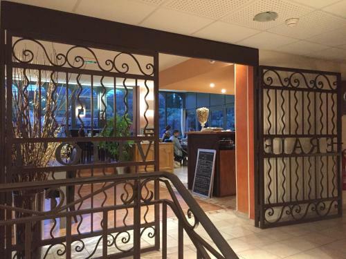 Hotel Logis Le Gardon