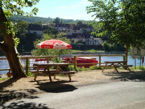 Hostal La Ferme Du Port D'enveaux