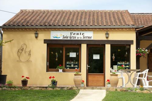 Hostal La Ferme Du Port D'enveaux