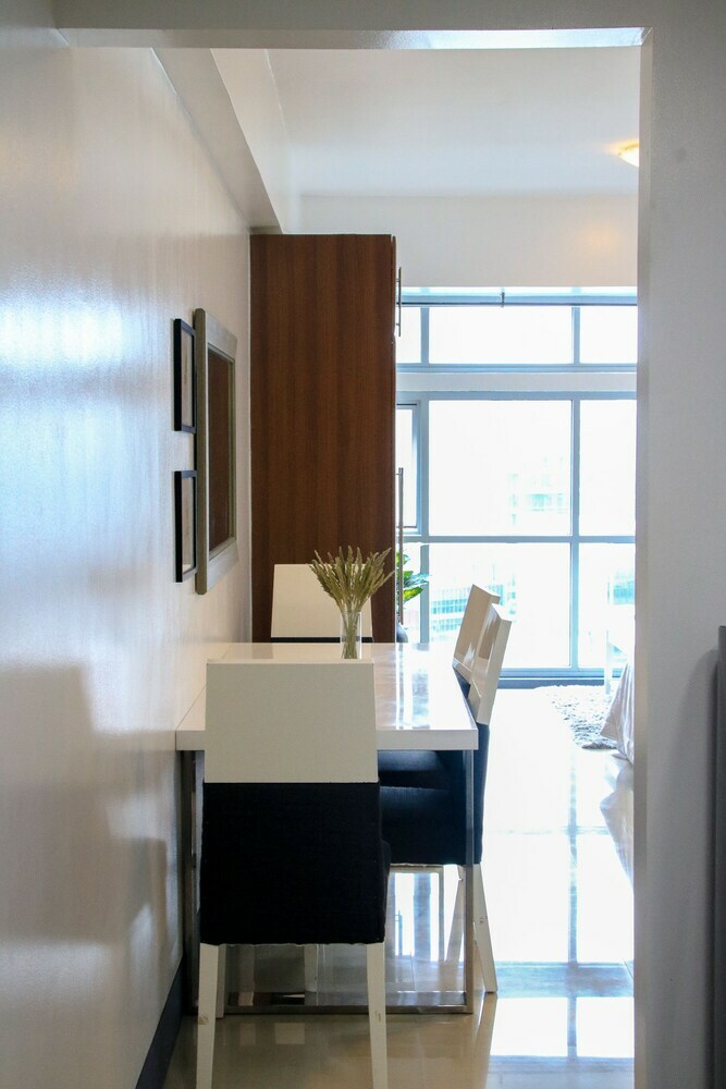 Apartamento Indigo Makati @ Greenbelt Excelsior
