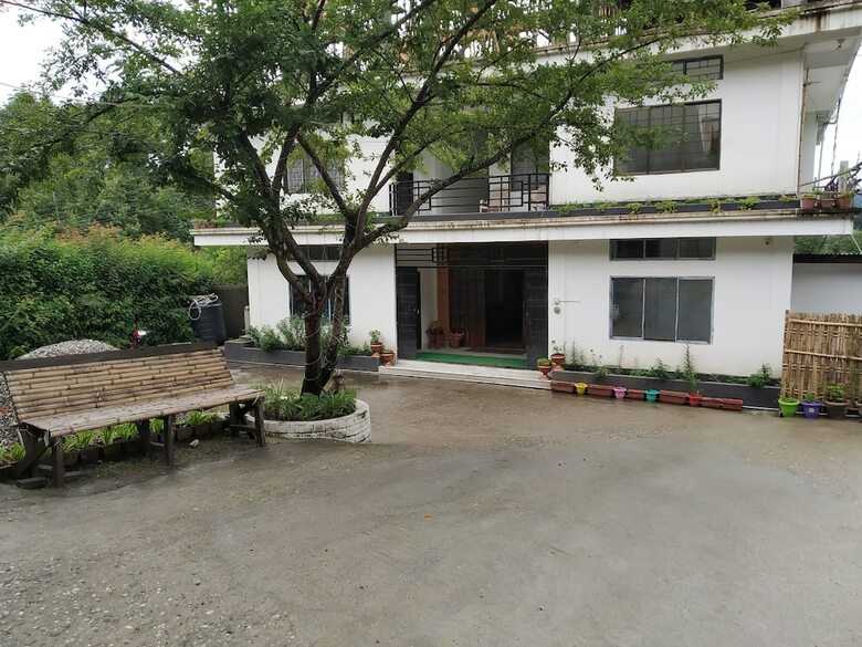 Hotel Zimin Ziro