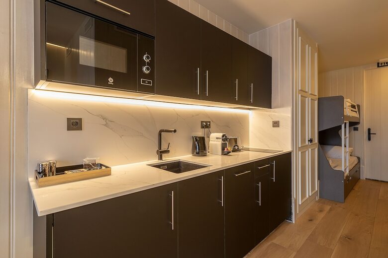 Bilbao Metropolitan Apartments By Urban Hosts