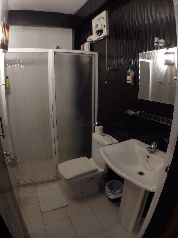 Hostal Sizzlers Hub