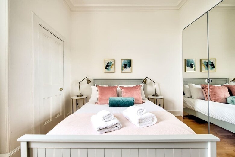 Apartamentos Homely 1bdr Next To Holyrood Park