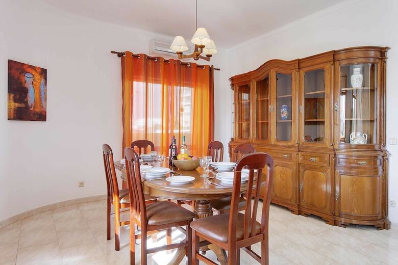 Villa Simoes
