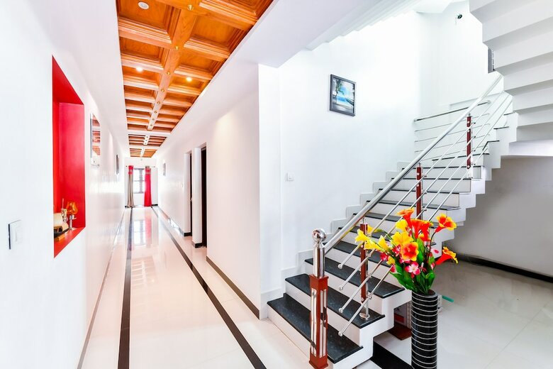 Hotel Oyo 37783 Kuwait Residency
