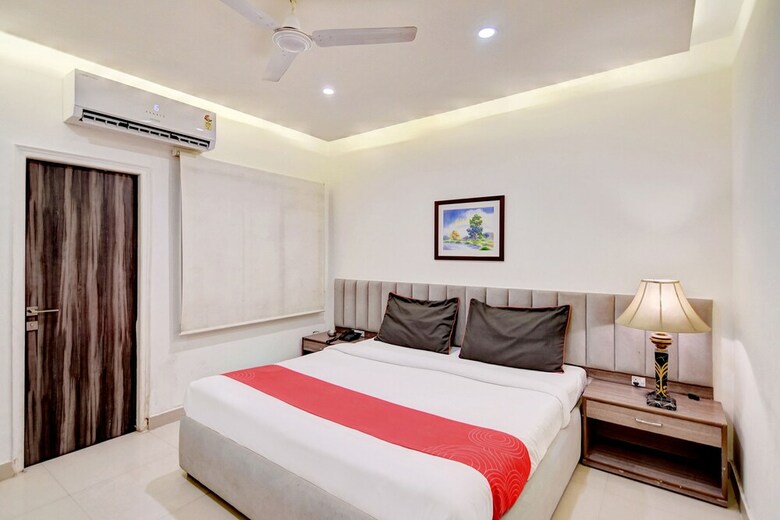 Hotel Collection O 30079 Indira Nagar
