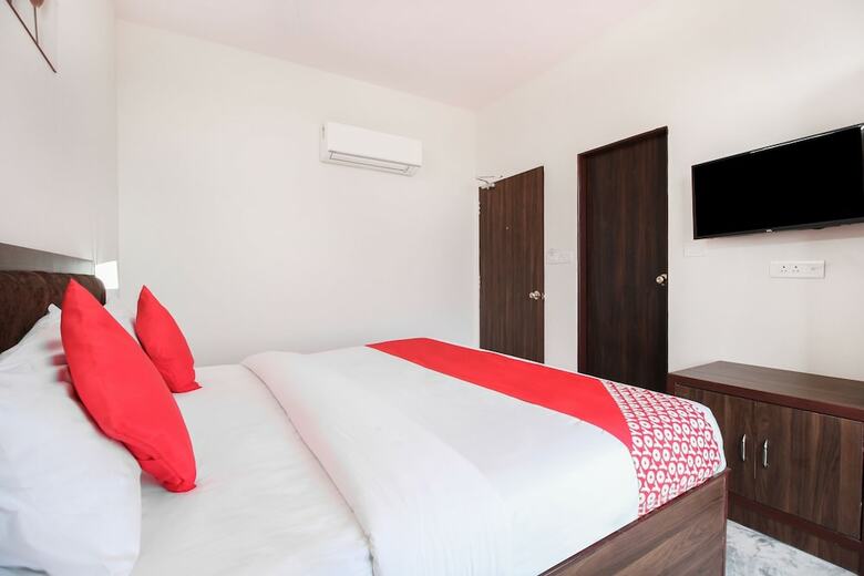 Oyo 35787 Hotel Lily Bay Prime
